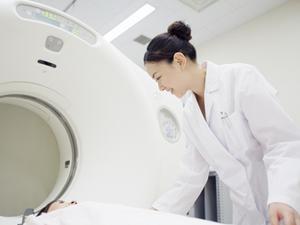 良質なケアを提供する大阪市の老人ホーム